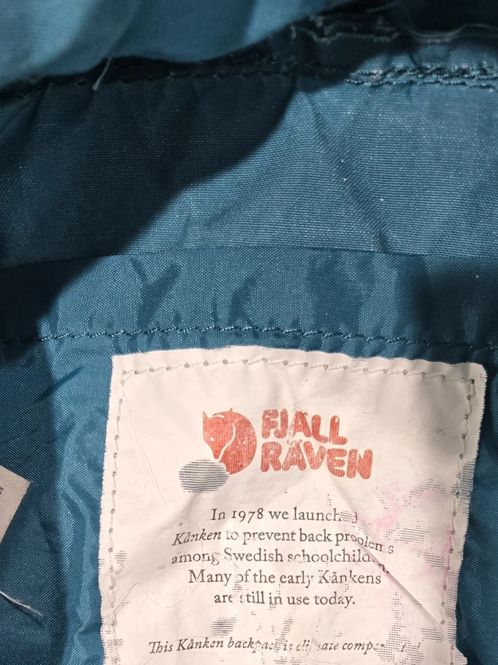 Fjallraven Kånken Mini Backpack in Teal Blue